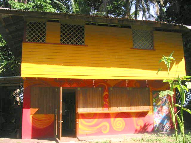 fa�ade bar