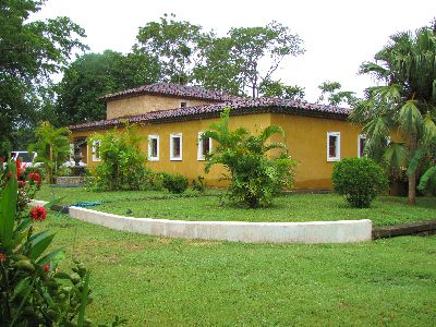 Vue des cabinas coloniales, Tamarindo, Costa Rica