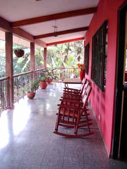 Vue de la maison de Ciudad Colon, Costa Rica