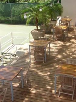 Vue du tennis club de la Golden Coast, Costa Rica