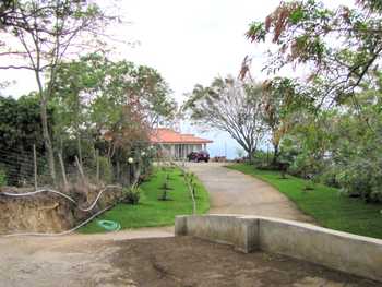 Vue du terrain de 2.200 m2 