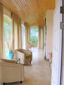 Vue du terrain de 2.200 m2 