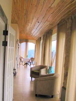 Vue du terrain de 2.200 m2 